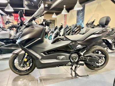 YAMAHA XP T-MAX 560 TECH MAX